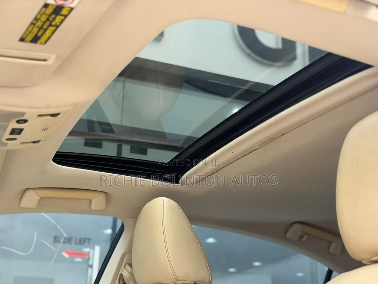 Lexus ES 350 FWD 2013 White