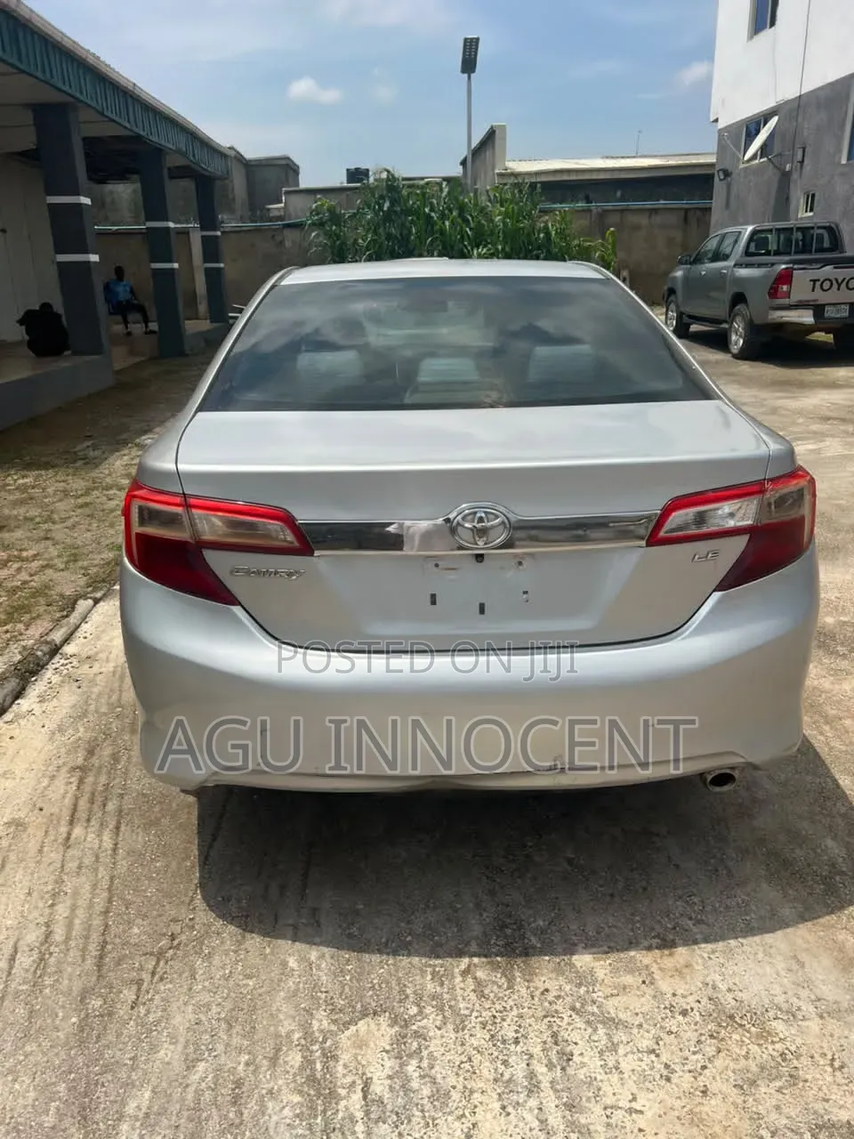 Toyota Camry LE 4dr Sedan (2.5L 4cyl 6A) 2013 Silver