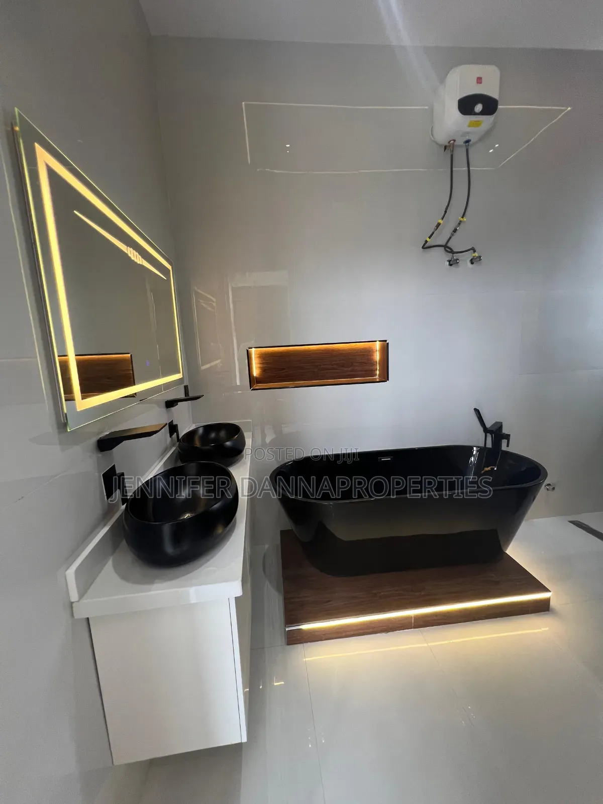 5bdrm Duplex in Sangotedo for sale