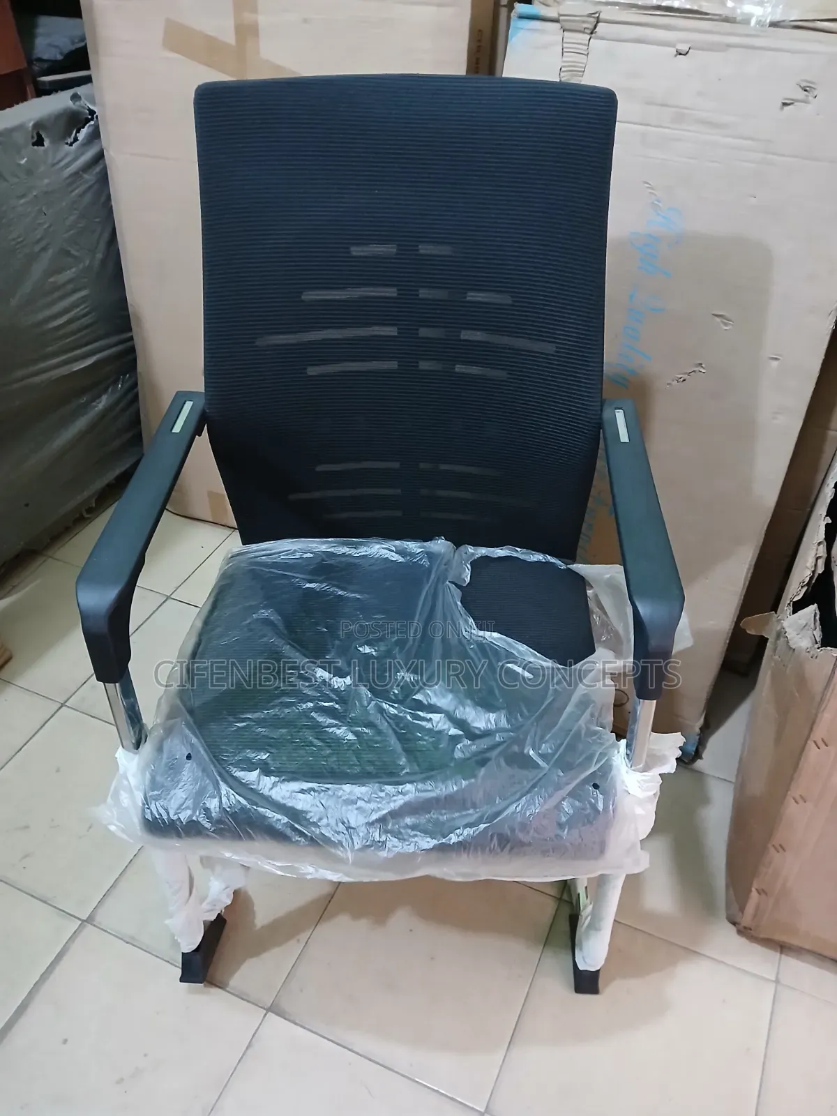 Executive Black Visitors Office Chair With Armedrest