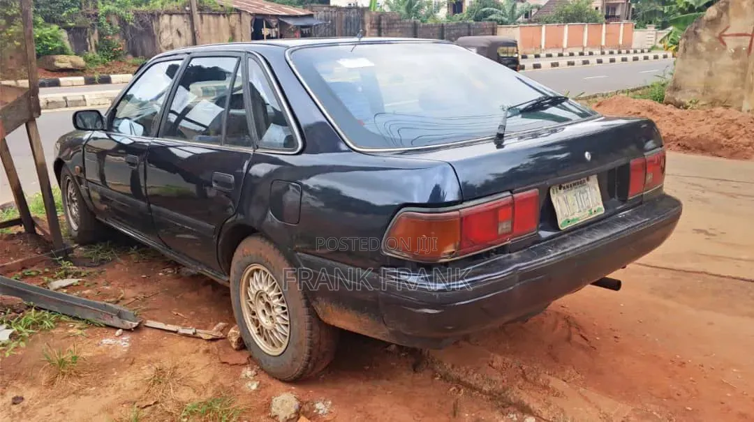 Toyota Carina E 1993 Black