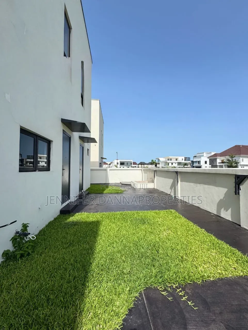 5bdrm Duplex in VGC / Ajah for sale