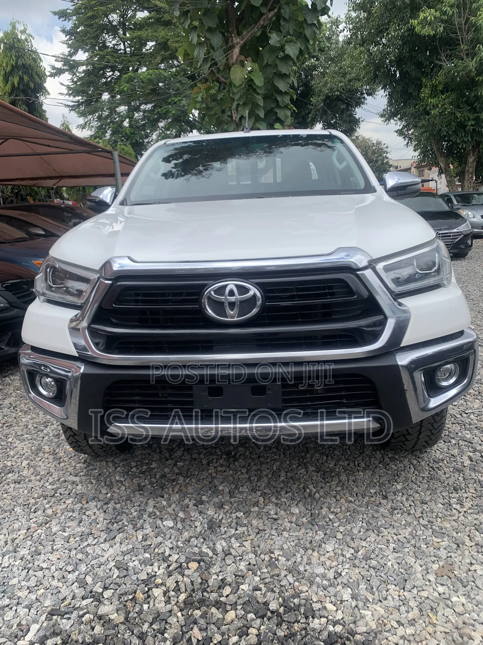 New Toyota Hilux 2023 White