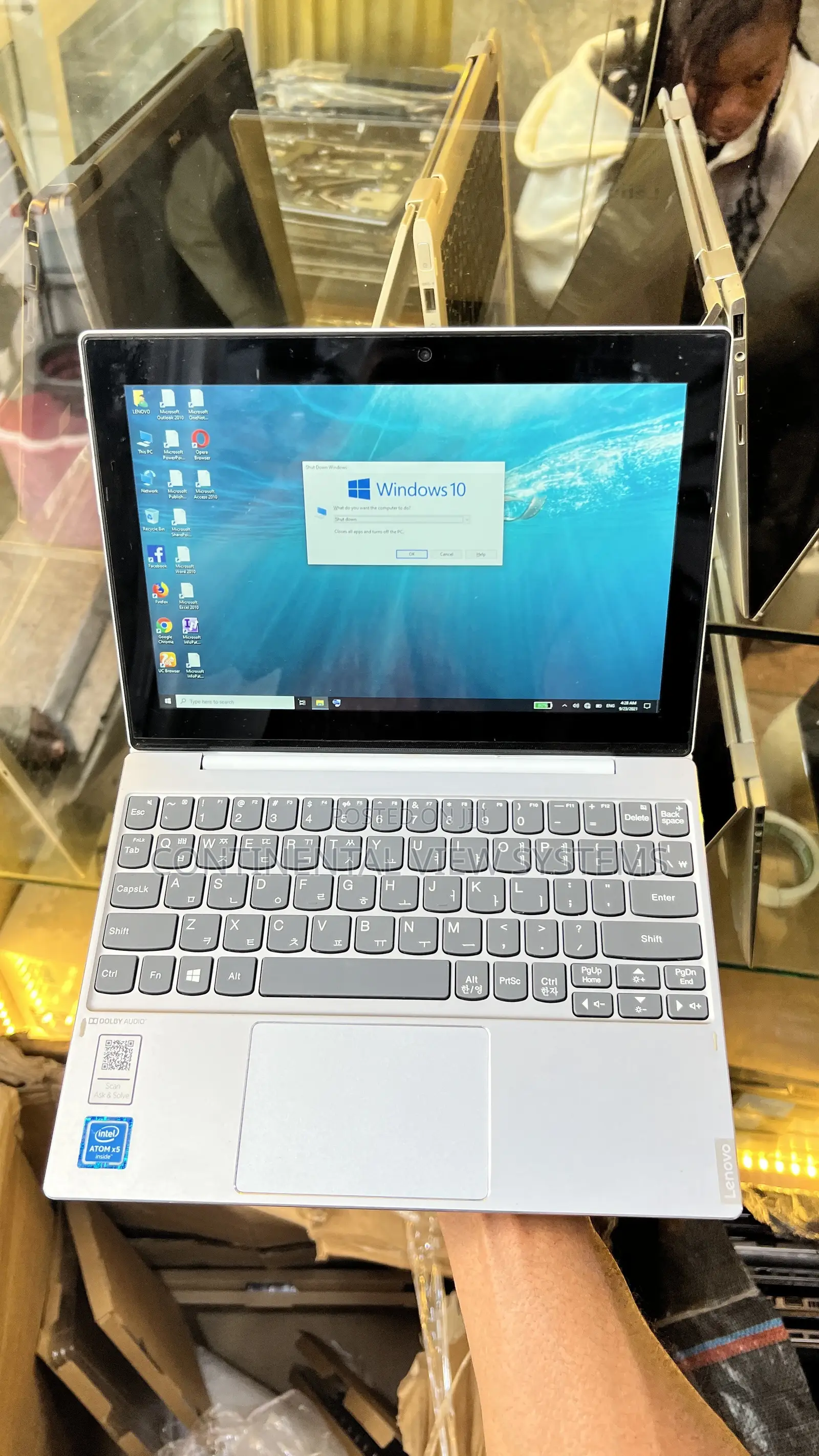 Laptop Lenovo IdeaPad 320 4GB Intel Atom SSD 128GB