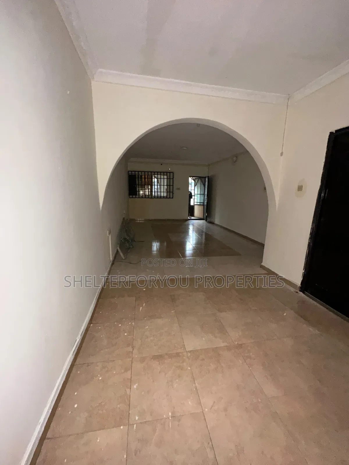 3bdrm Apartment in Osapa london for rent