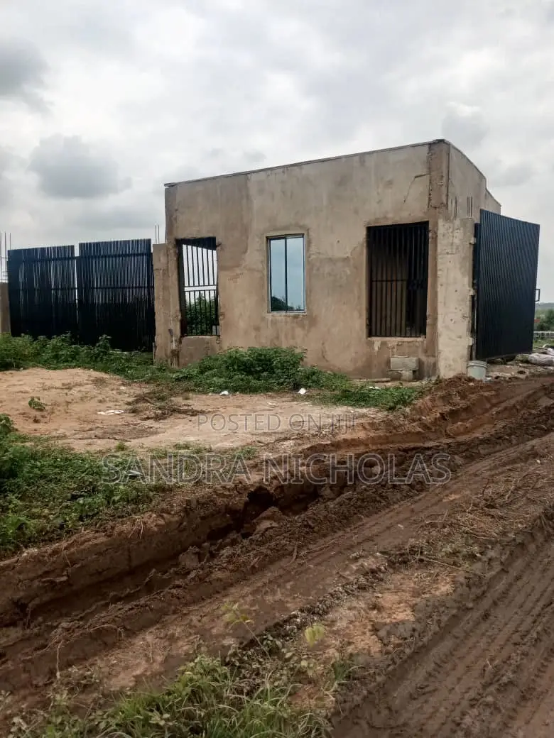 250 Square Meter Estate Plot for 4 Bedroom Terrace Duplex