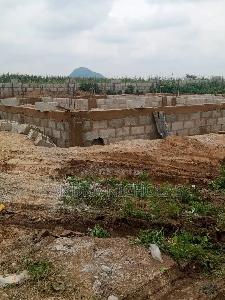 250 Square Meter Estate Plot for 4 Bedroom Terrace Duplex