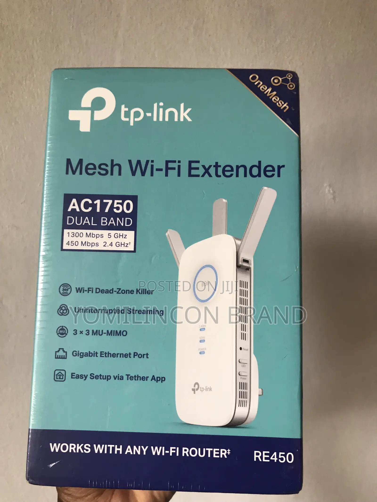 TP-Link RE450 AC1750 Dual Band Wi-Fi Range Extender.