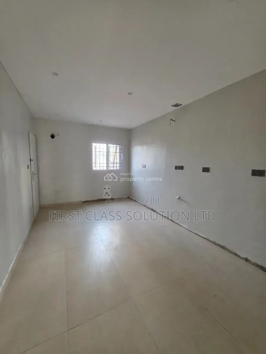 Furnished 4bdrm Duplex in Utako for sale