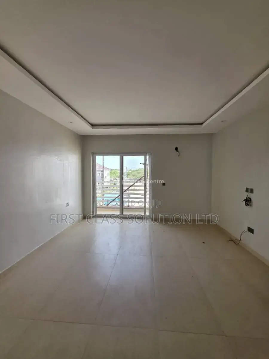 Furnished 4bdrm Duplex in Utako for sale