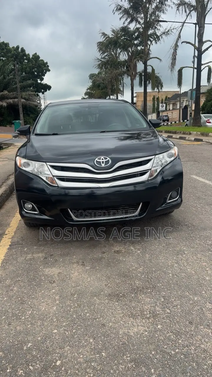Toyota Venza XLE AWD 2013 Black