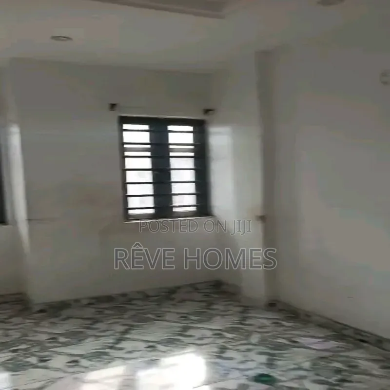 2bdrm Block of Flats in Ebute Metta for rent