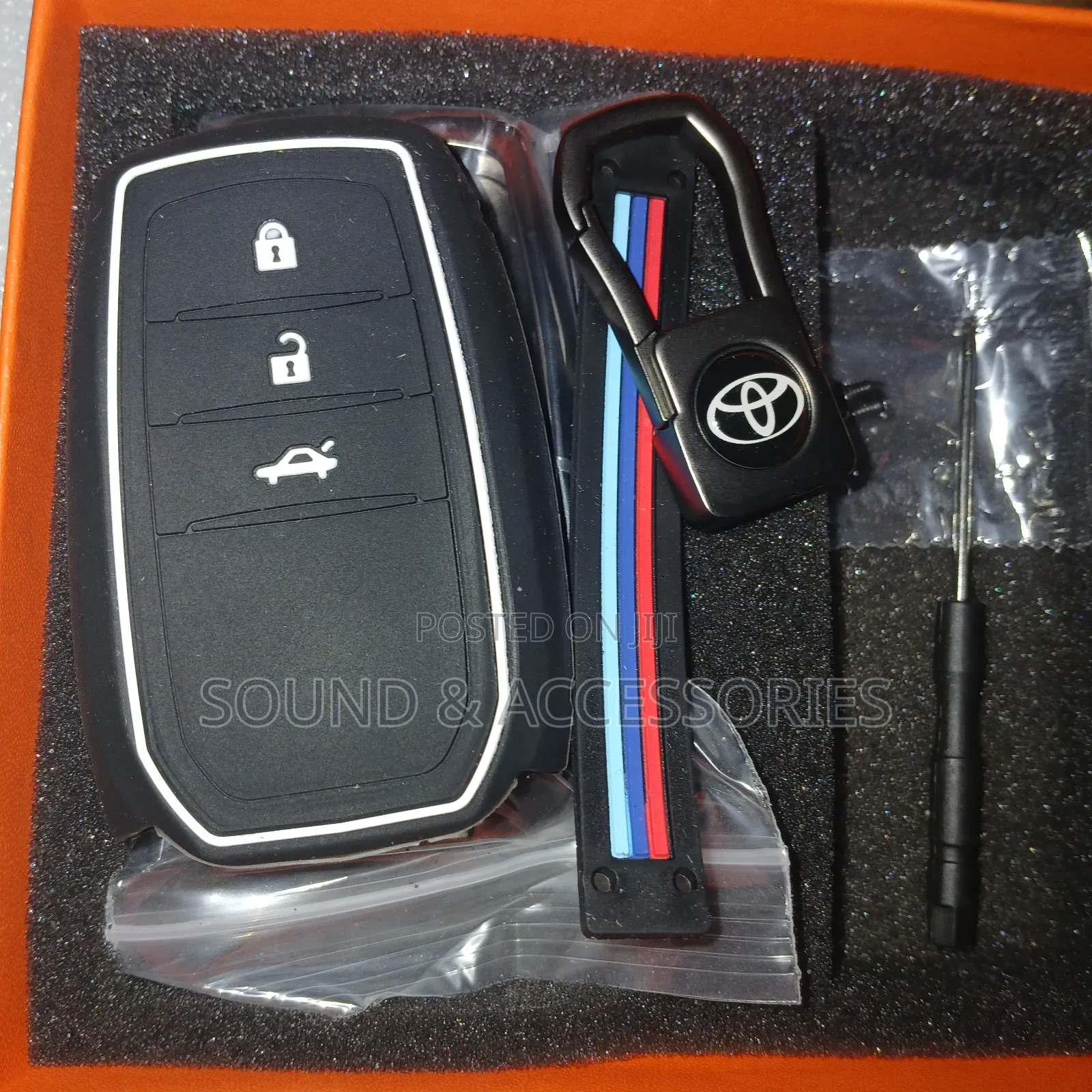 Toyota Hilux/Landcruiser LC200 LC300 2017-2024 SmartKey Metallic Cover