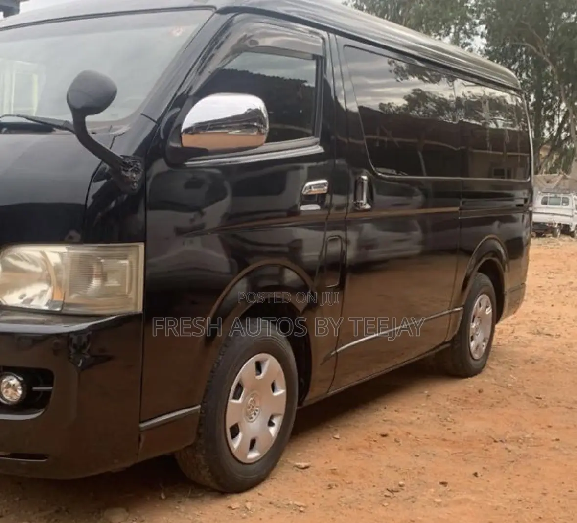Toyota HiAce 2006 Black