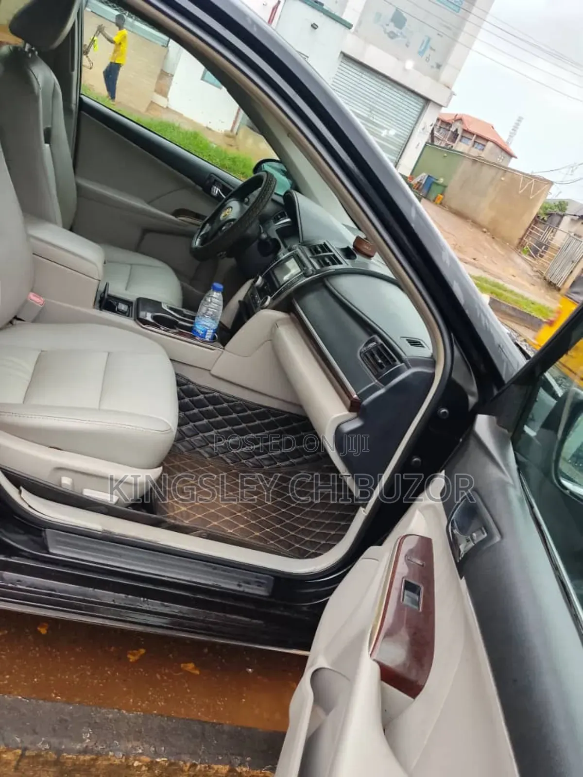 Toyota Camry XLE V6 4dr Sedan (3.5L 6cyl 6A) 2013 Black