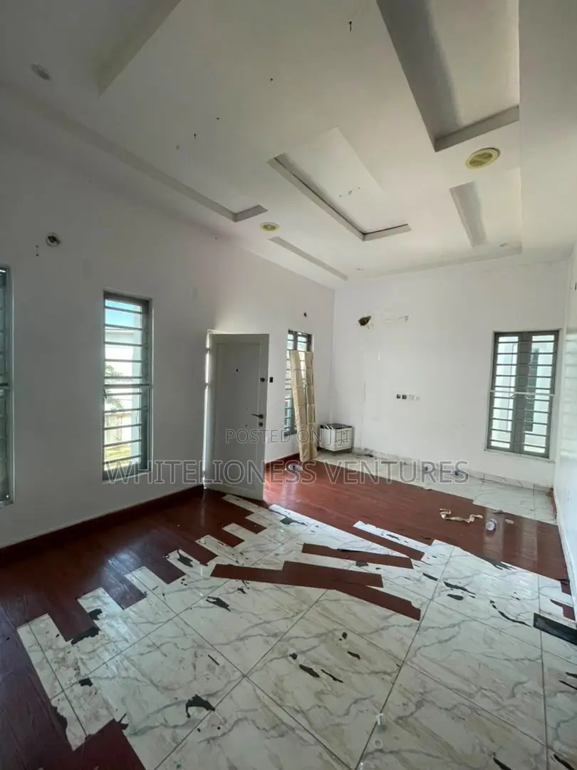 Studio Apartment in Van Daniel Estate, Lafiaji for rent