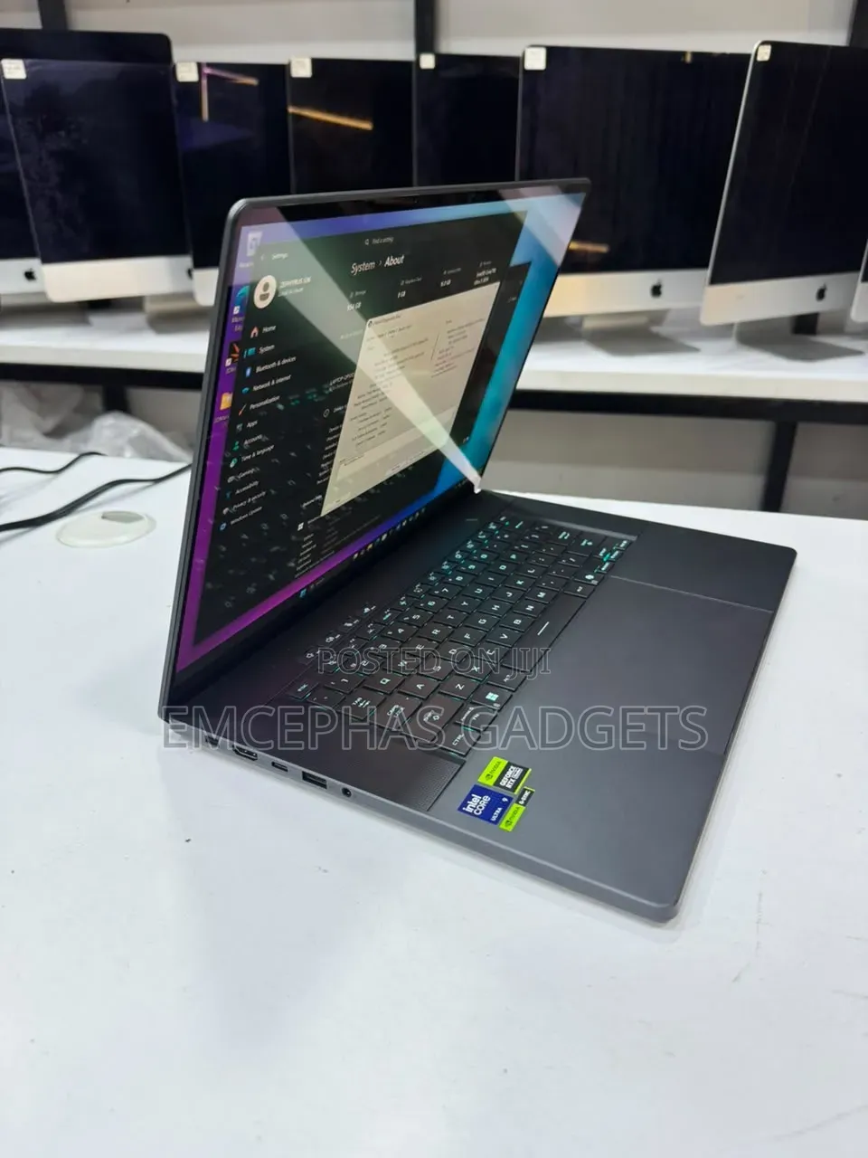 Laptop Asus ROG Zephyrus G16 16GB Intel Core Ultra 9 SSD 1T