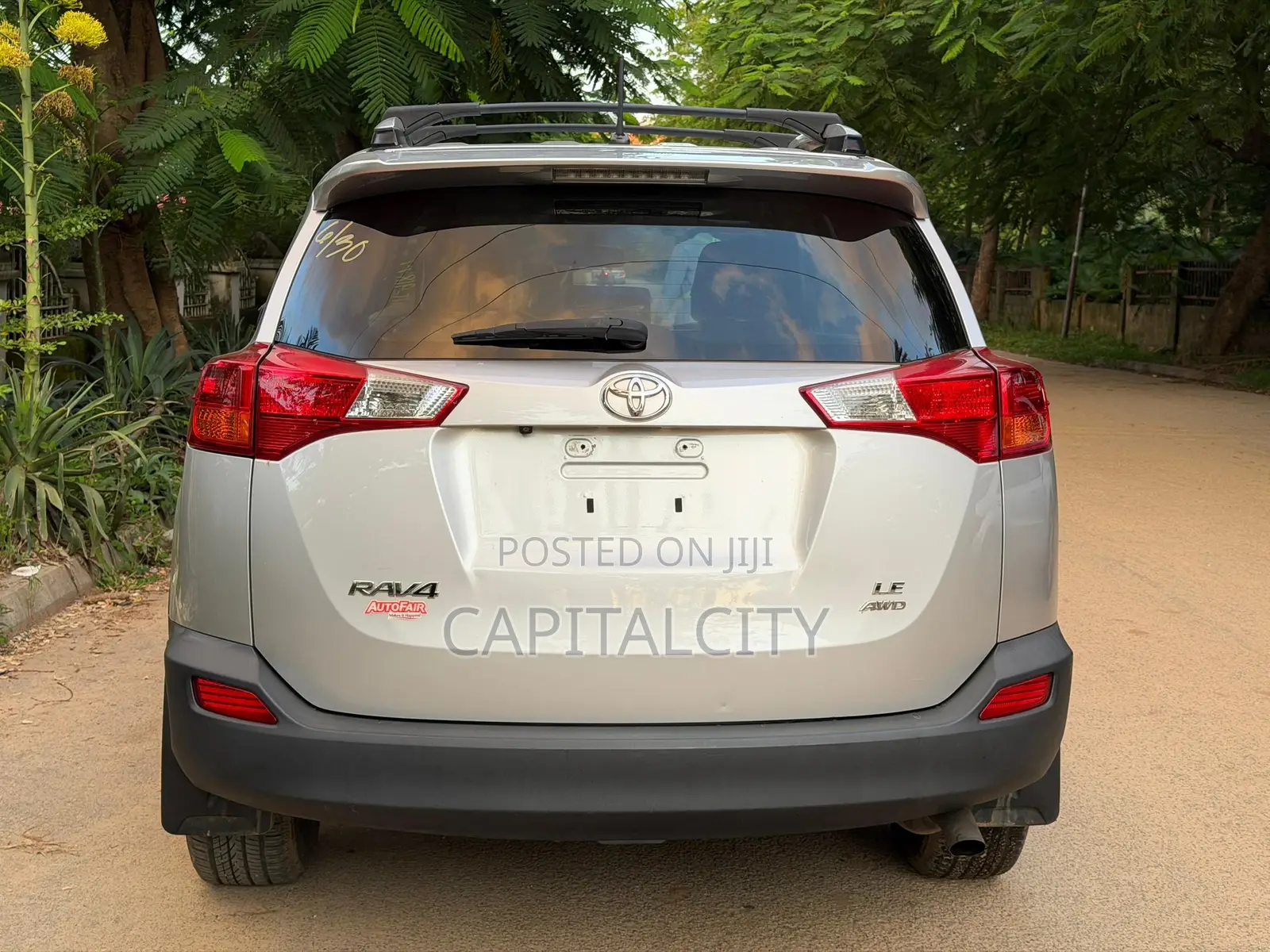 Toyota RAV4 LE 4dr SUV (2.5L 4cyl 6A) 2015 Silver
