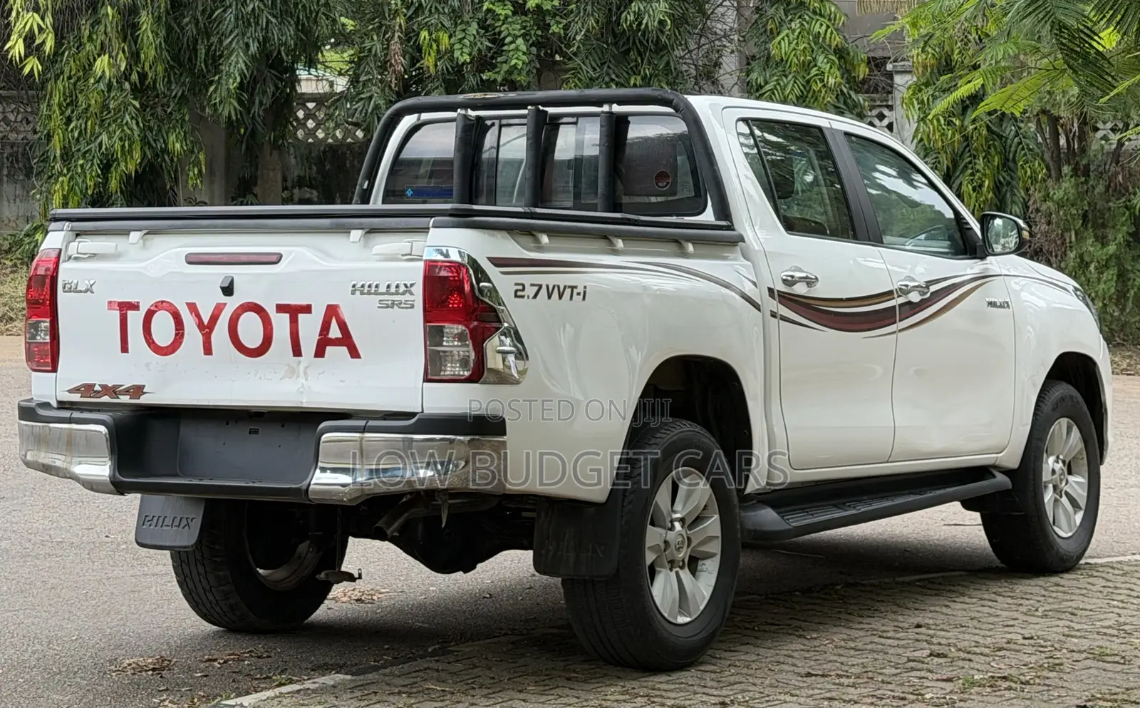 Toyota Hilux 2019 White