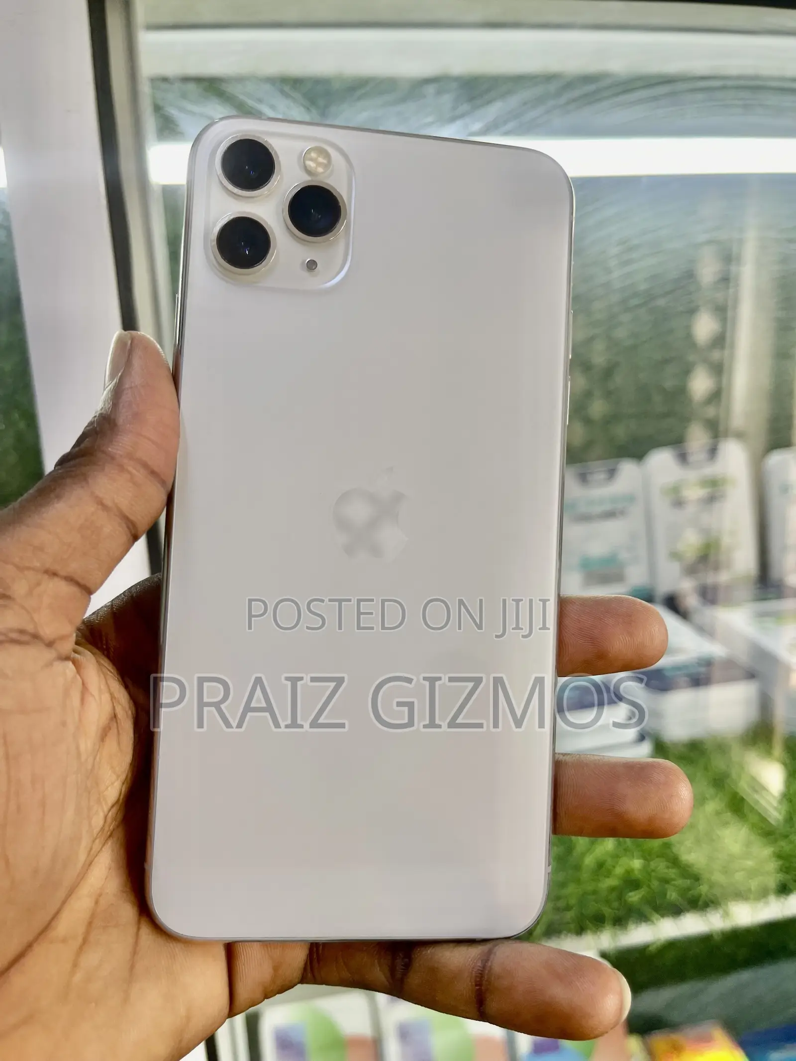 Apple iPhone 11 Pro Max 64 GB White