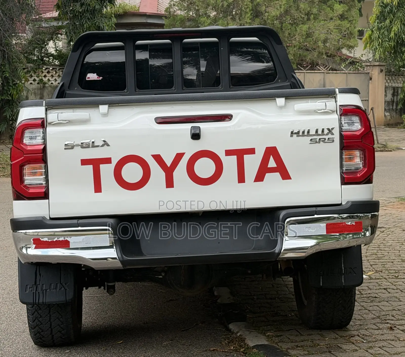 Toyota Hilux 2020 White