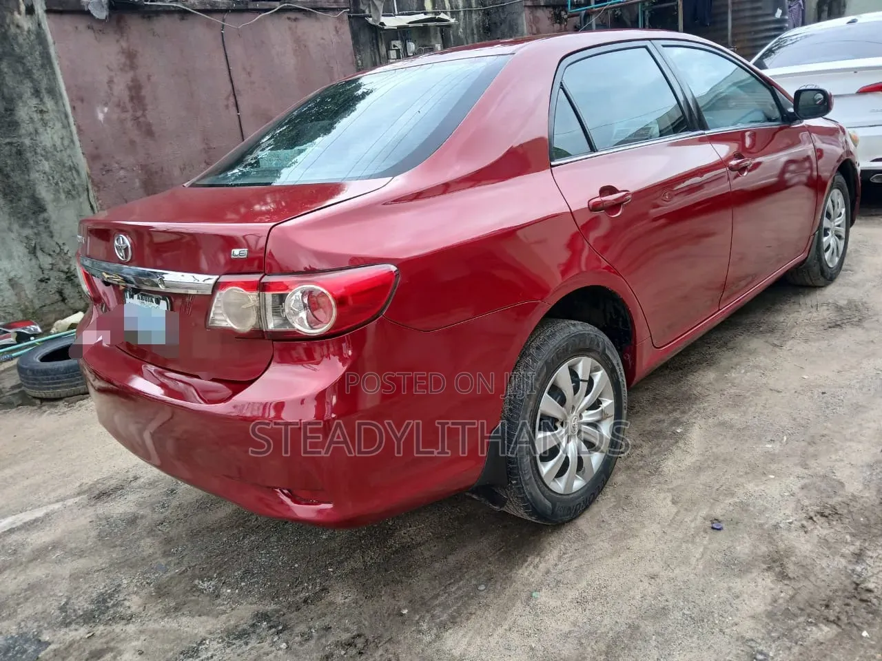 Toyota Corolla LE 4dr Sedan (1.8L 4cyl 4A) 2013 Red