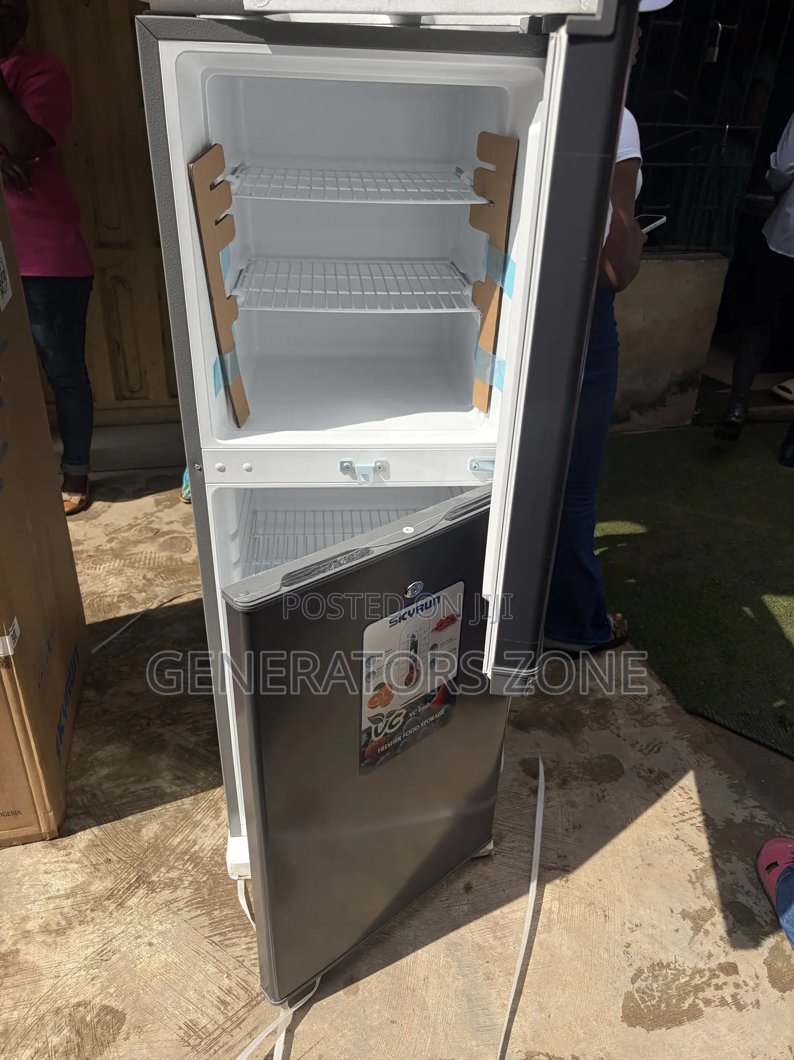 Skyrun 195L Double Door Kitchen Fridge