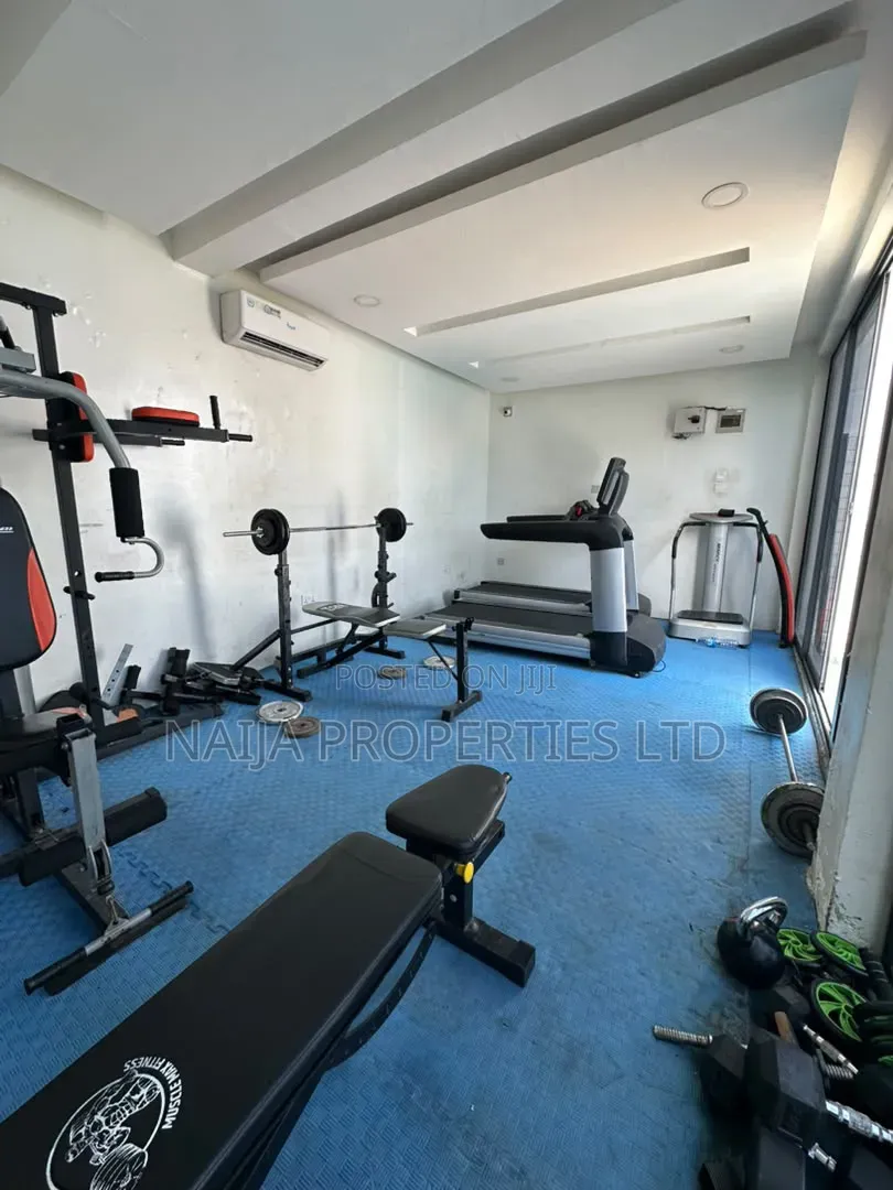 4bdrm Townhouse / Terrace in Ikate-Elegushi for rent