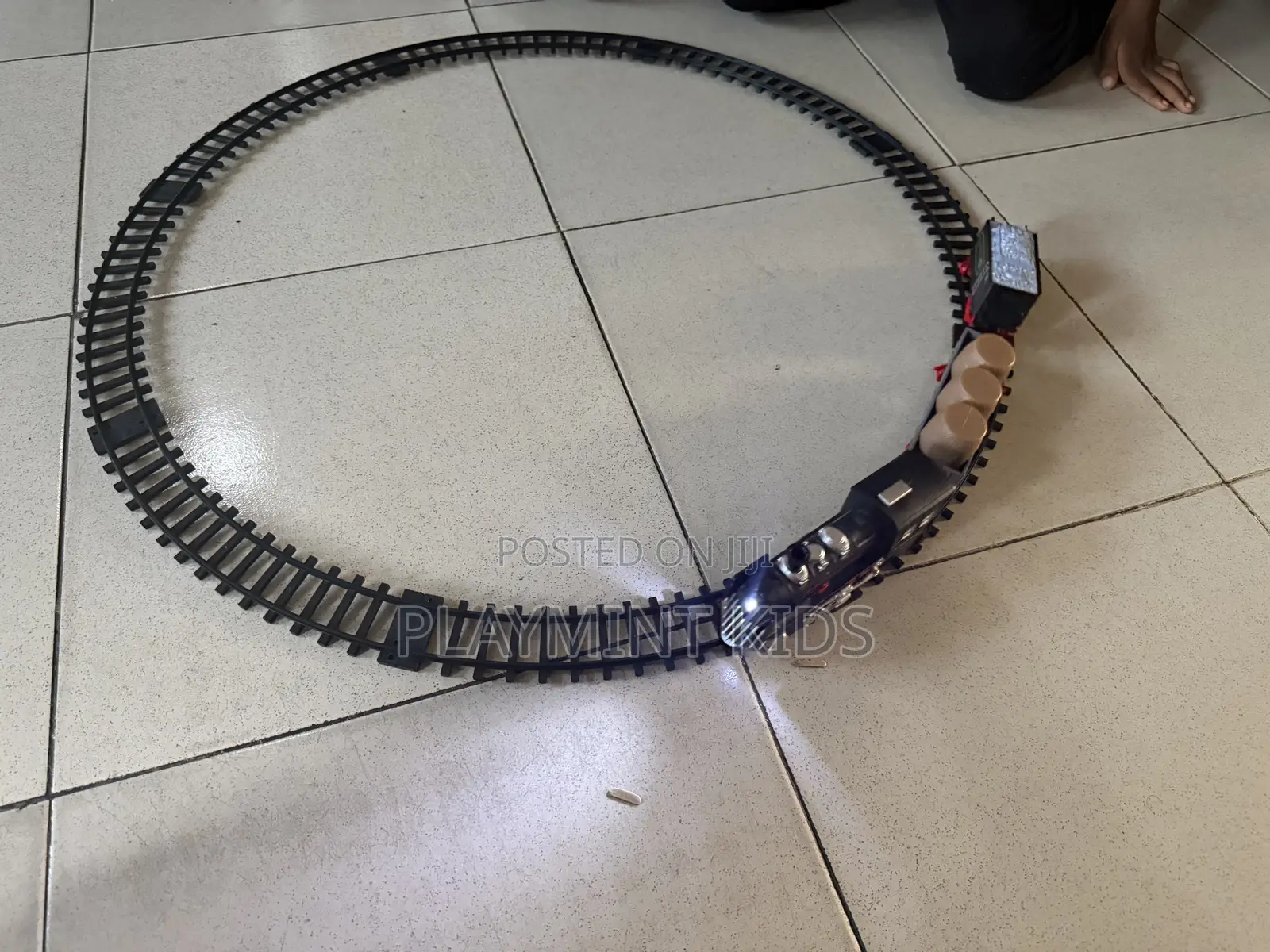 Vantage Classic Train Toy Set