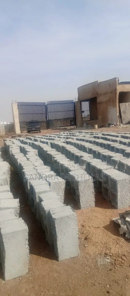 500 Square Meter Estate Plot for 5 Bedr