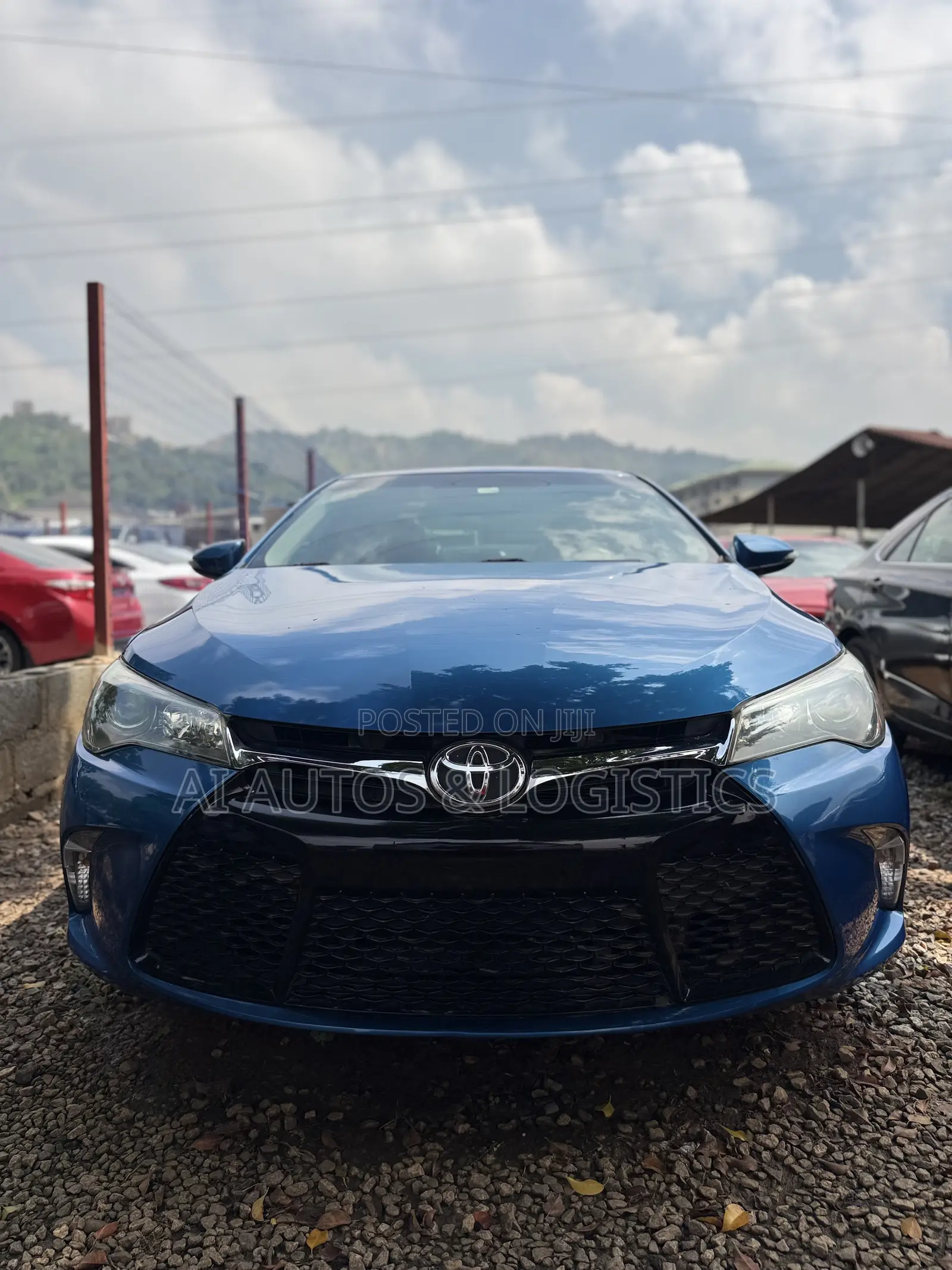Toyota Camry SE 4dr Sedan (2.5L 4cyl 6A) 2017 Blue