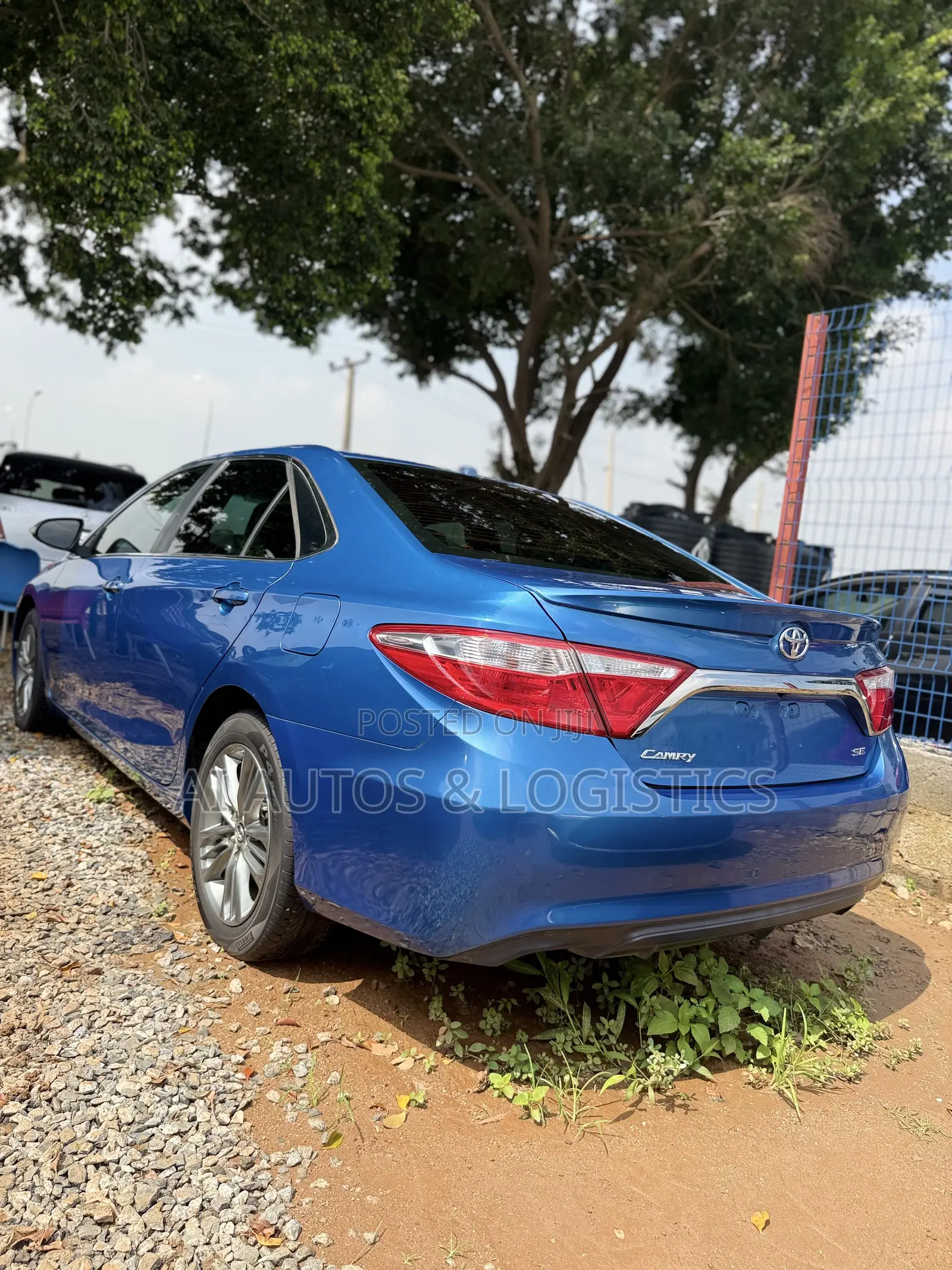 Toyota Camry SE 4dr Sedan (2.5L 4cyl 6A) 2017 Blue