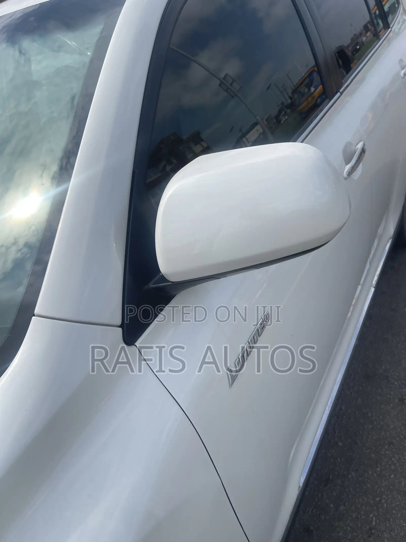 Toyota Highlander Limited 3.5l 4WD 2013 White