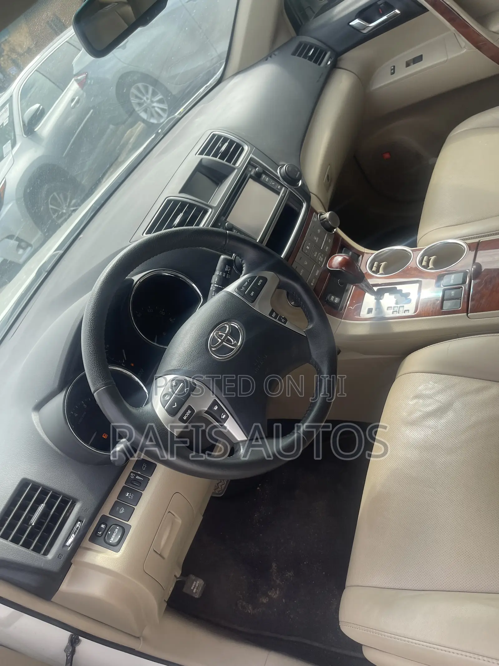 Toyota Highlander Limited 3.5l 4WD 2013 White