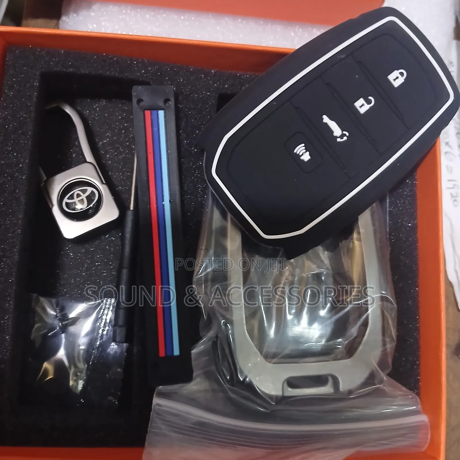 Toyota 4 Button Replacement Smart Car Key to Suit Landcruiser, Hilux