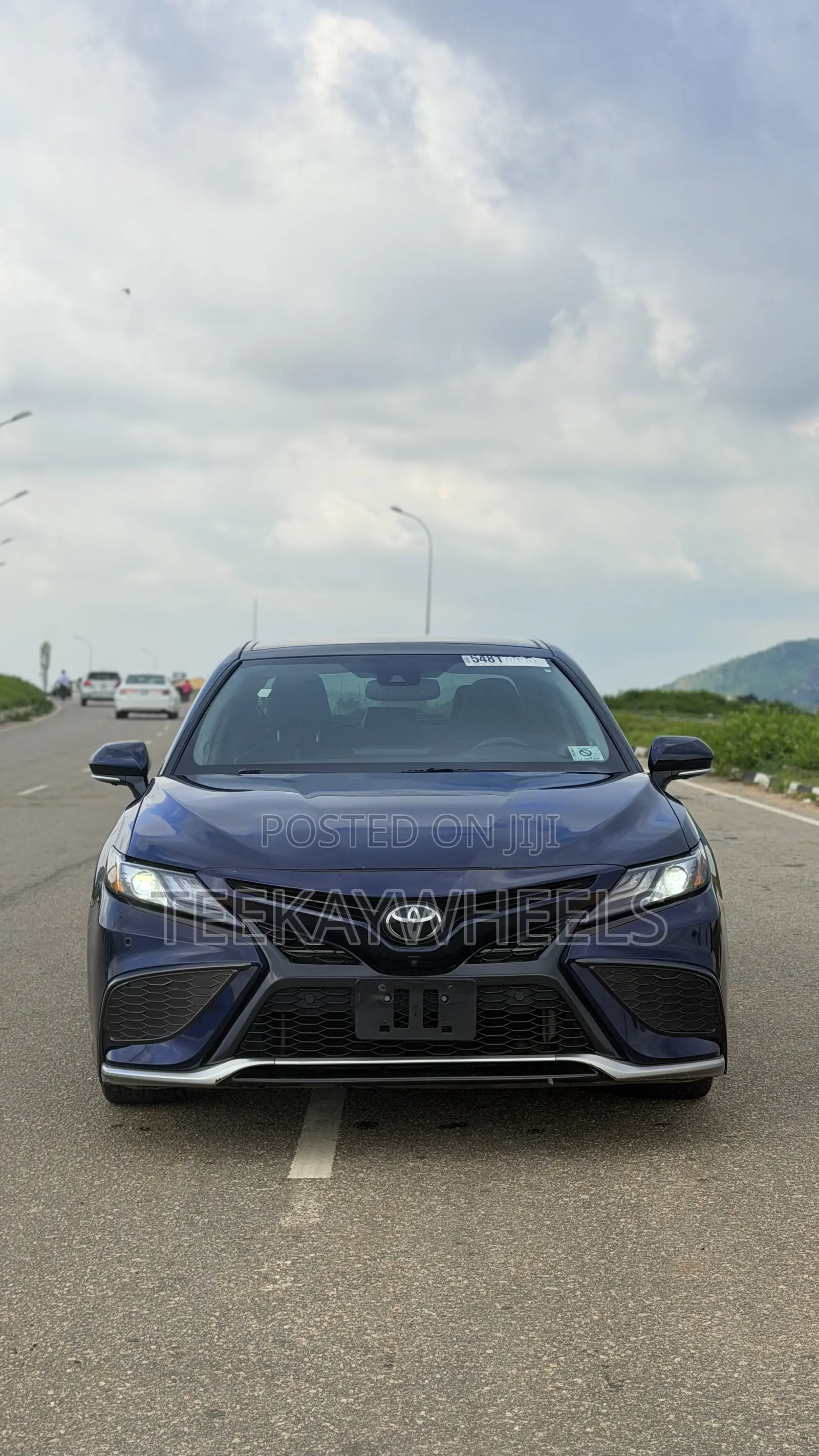 Toyota Camry XSE 2021 Blue