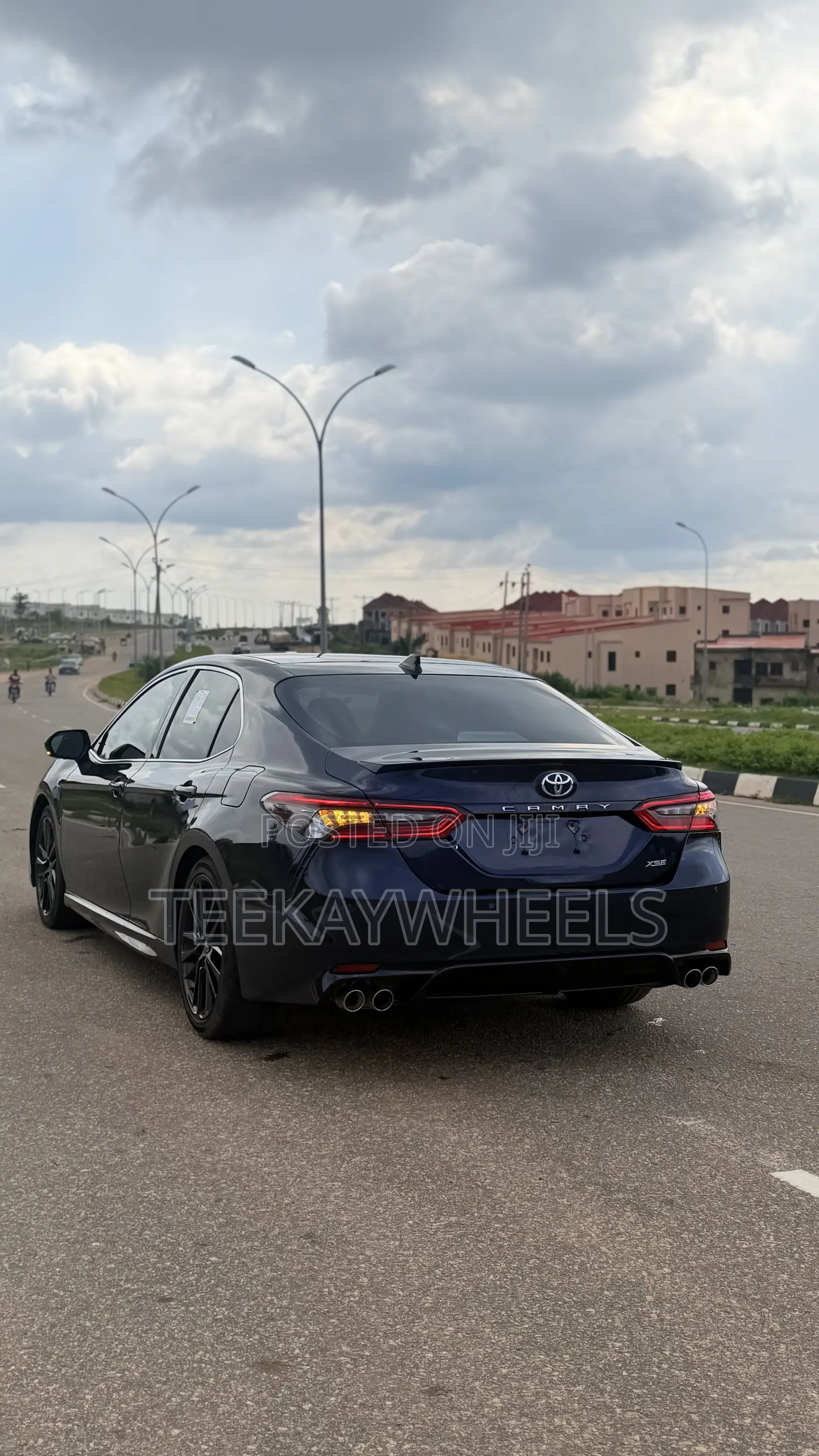 Toyota Camry XSE 2021 Blue