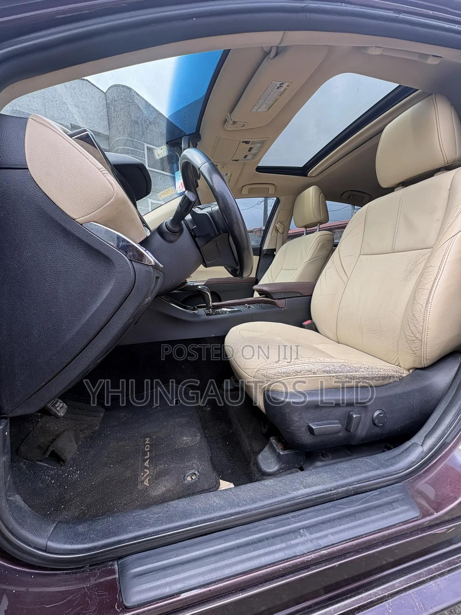 Toyota Avalon XLE Premium 4dr Sedan (3.5L 6cyl 6A) 2015 Burgundy