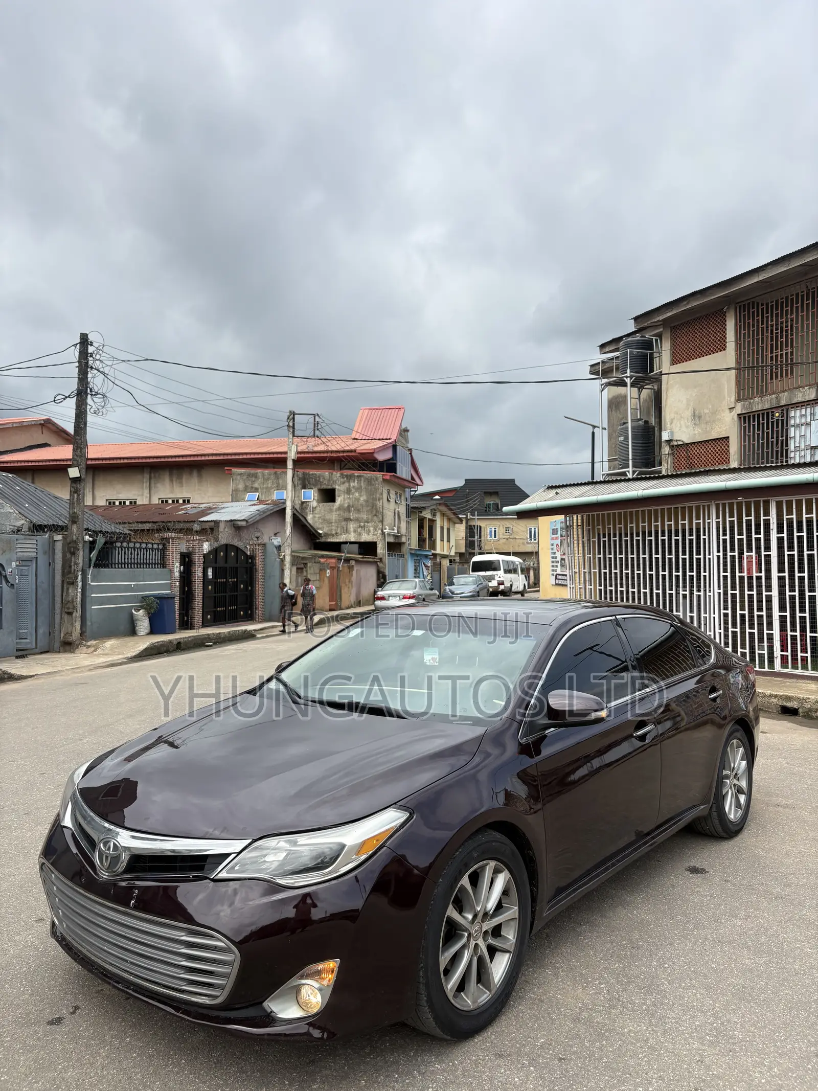 Toyota Avalon XLE Premium 4dr Sedan (3.5L 6cyl 6A) 2015 Burgundy