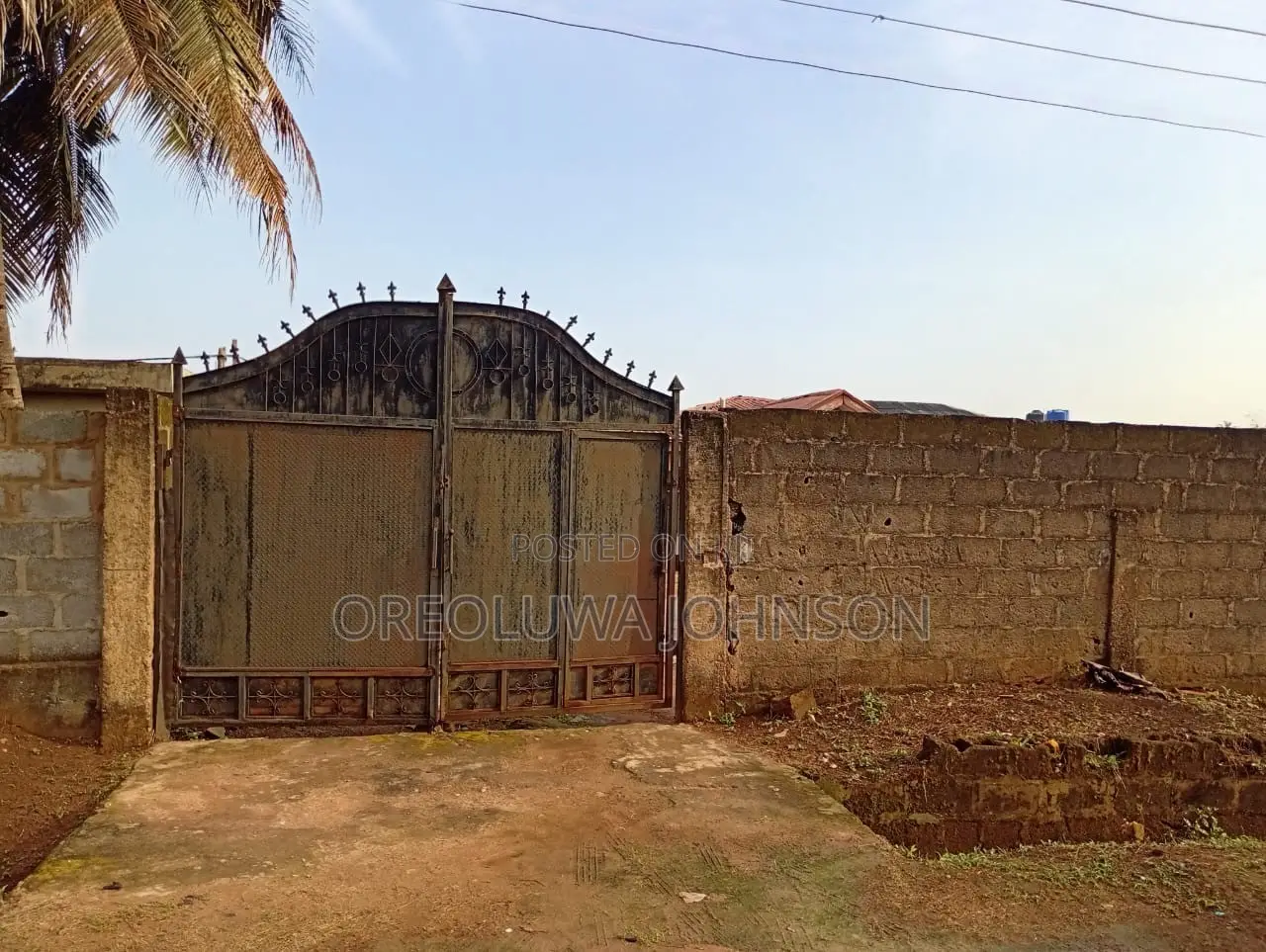 3bdrm Bungalow in Ayobo for sale