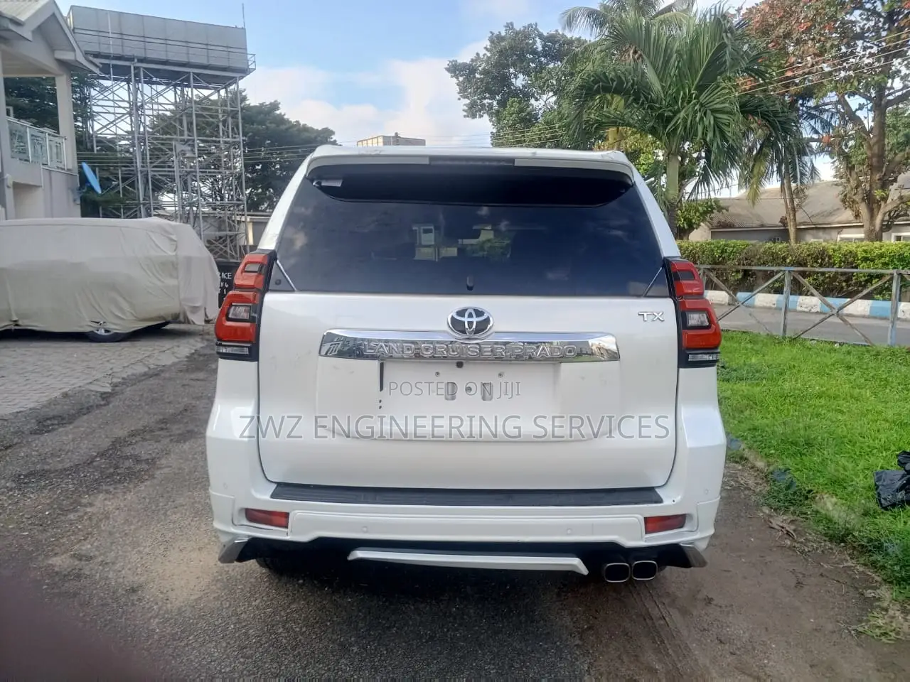 Toyota Land Cruiser Prado 2021 White