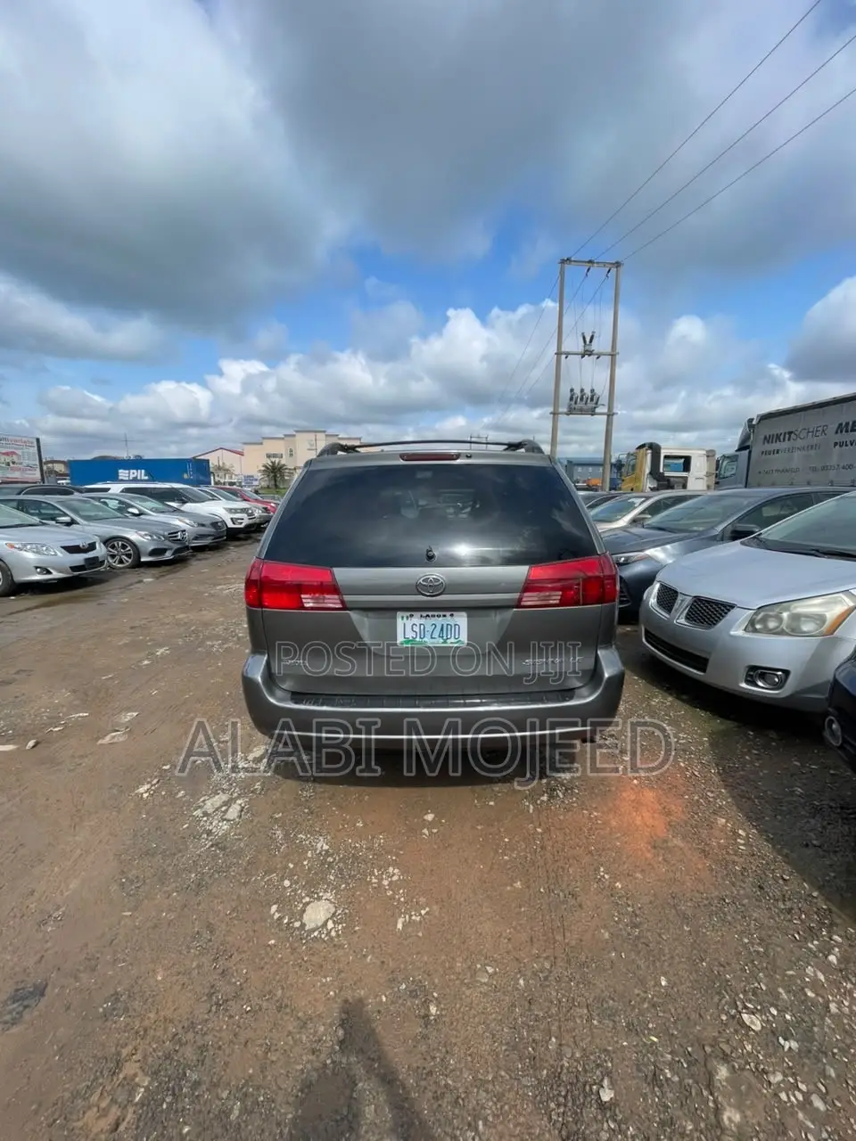 Toyota Sienna LE AWD 2005 Gray