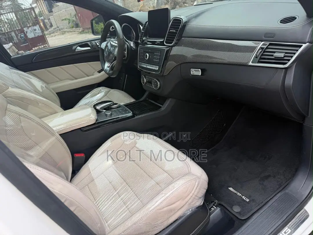 Mercedes-Benz GLE-Class 2018 White