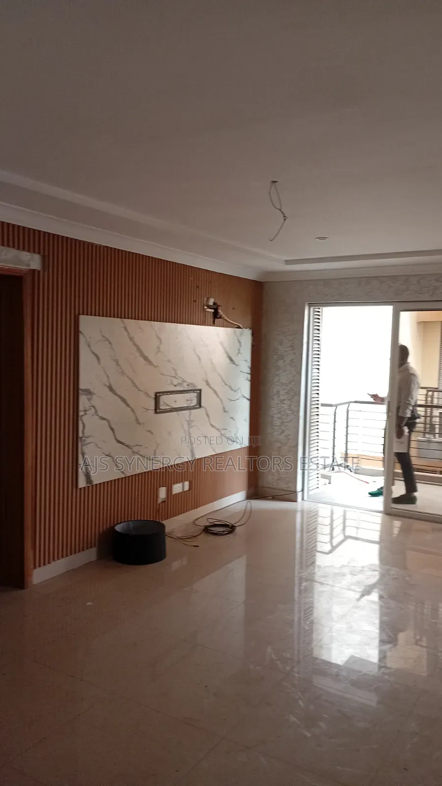 2bdrm Townhouse / Terrace in Lekki Phase 1 for rent