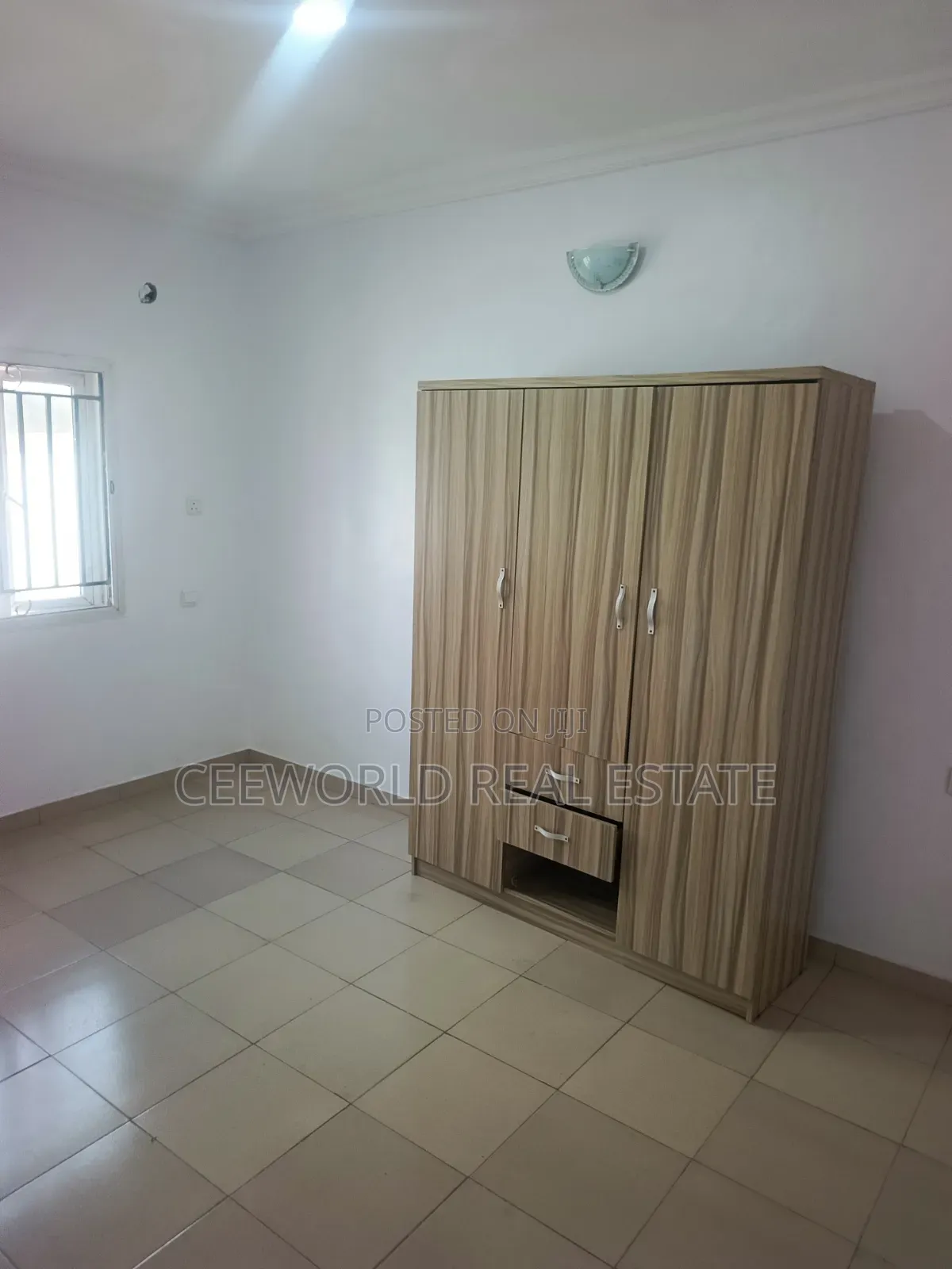 2bdrm Apartment in Main Idishin Jericho for rent