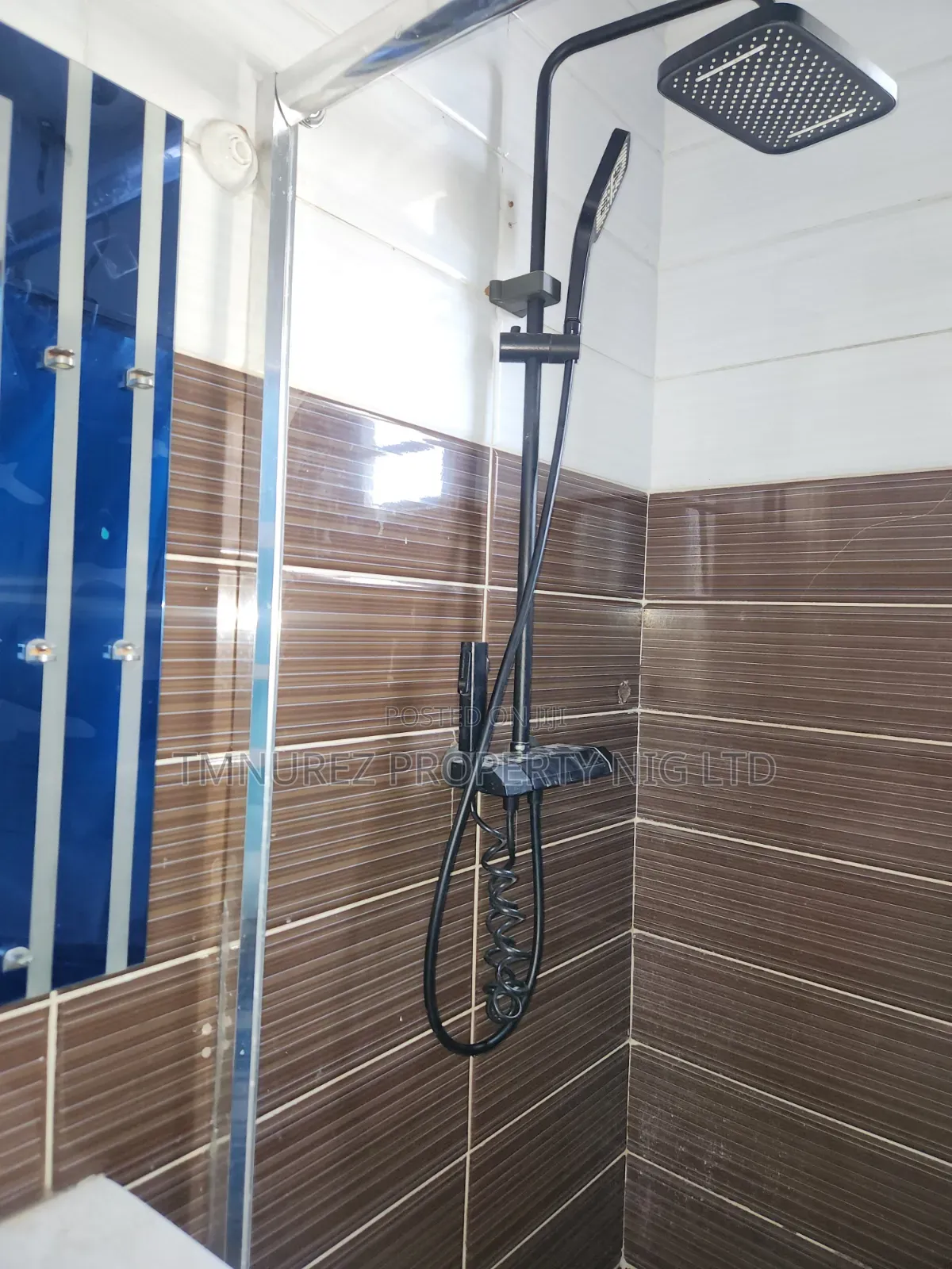Studio Apartment in Chevron for rent