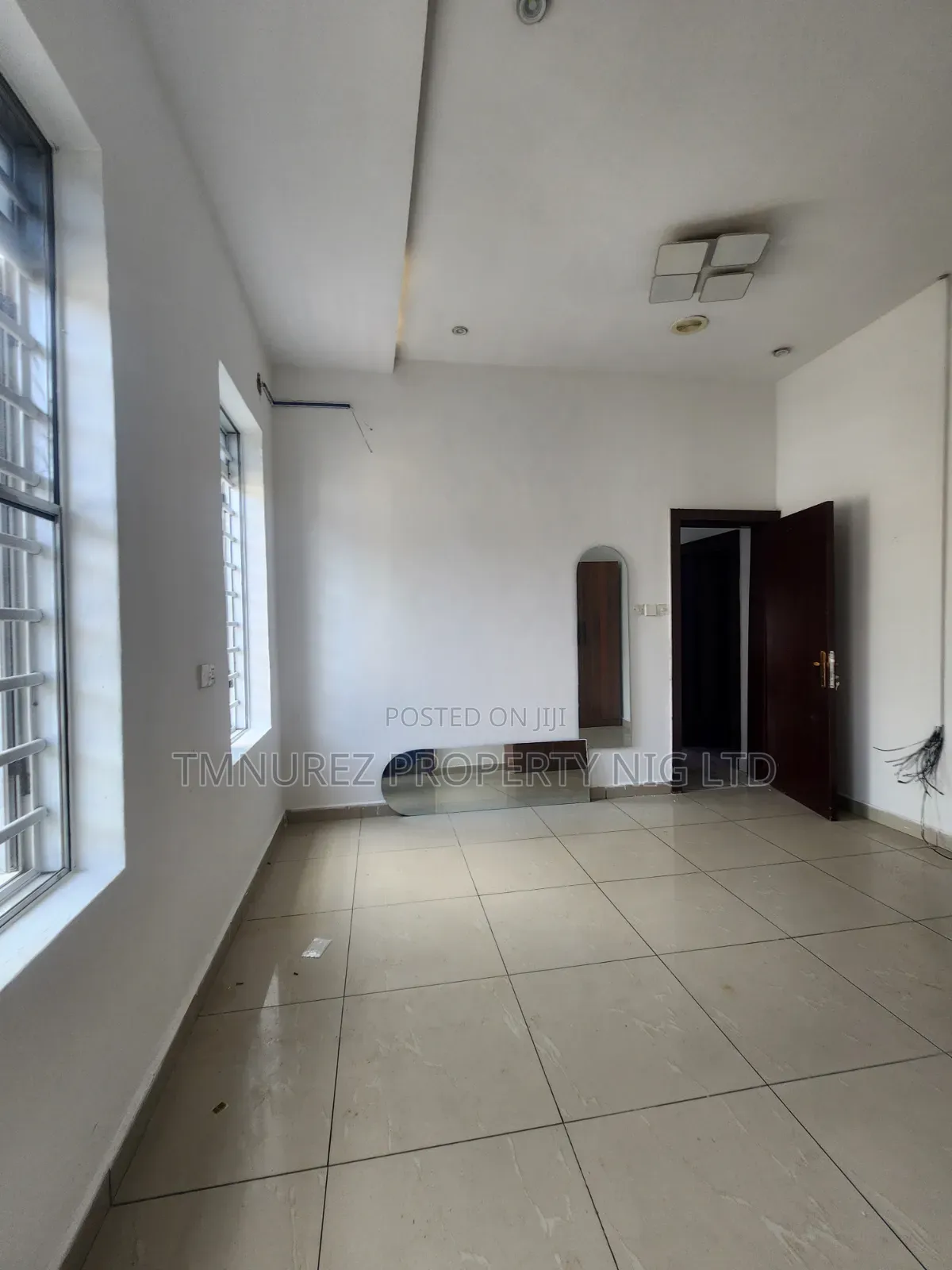 Studio Apartment in Chevron for rent