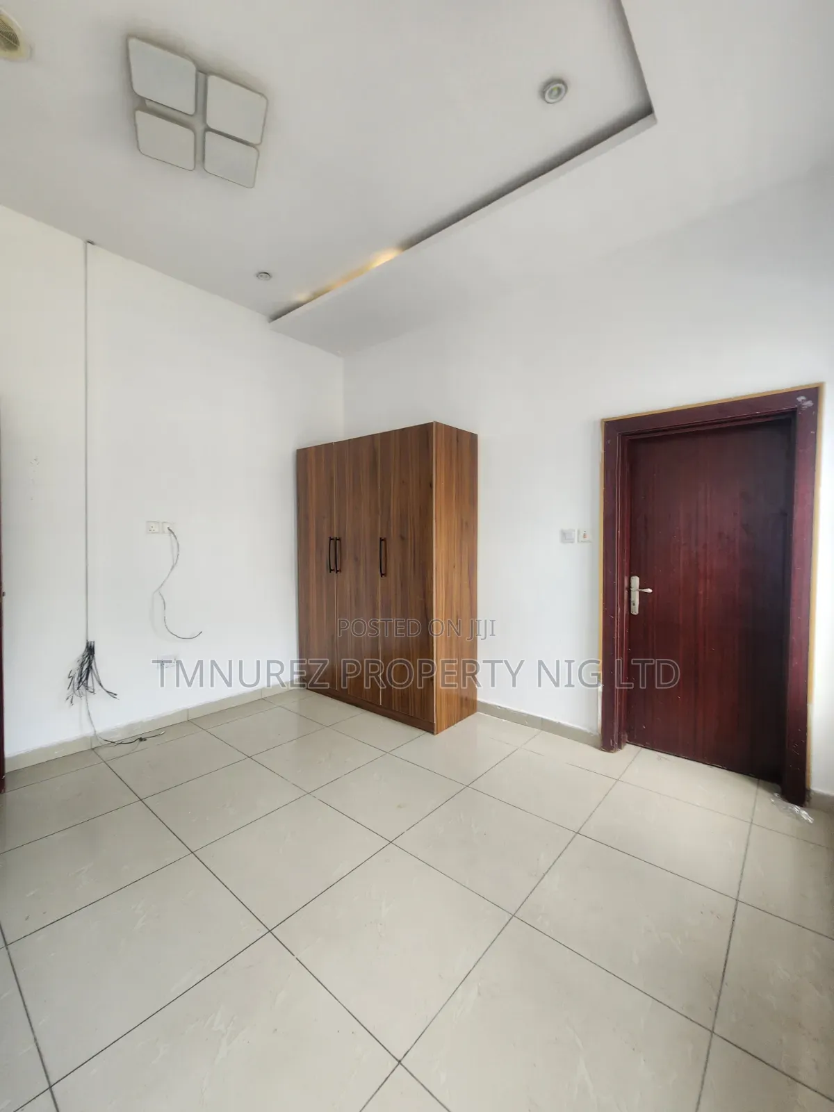Studio Apartment in Chevron for rent