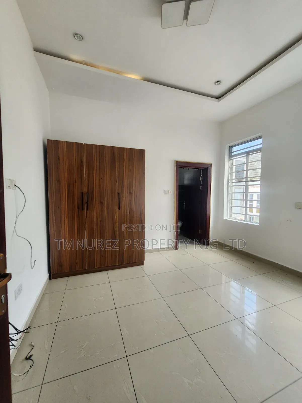 Studio Apartment in Chevron for rent
