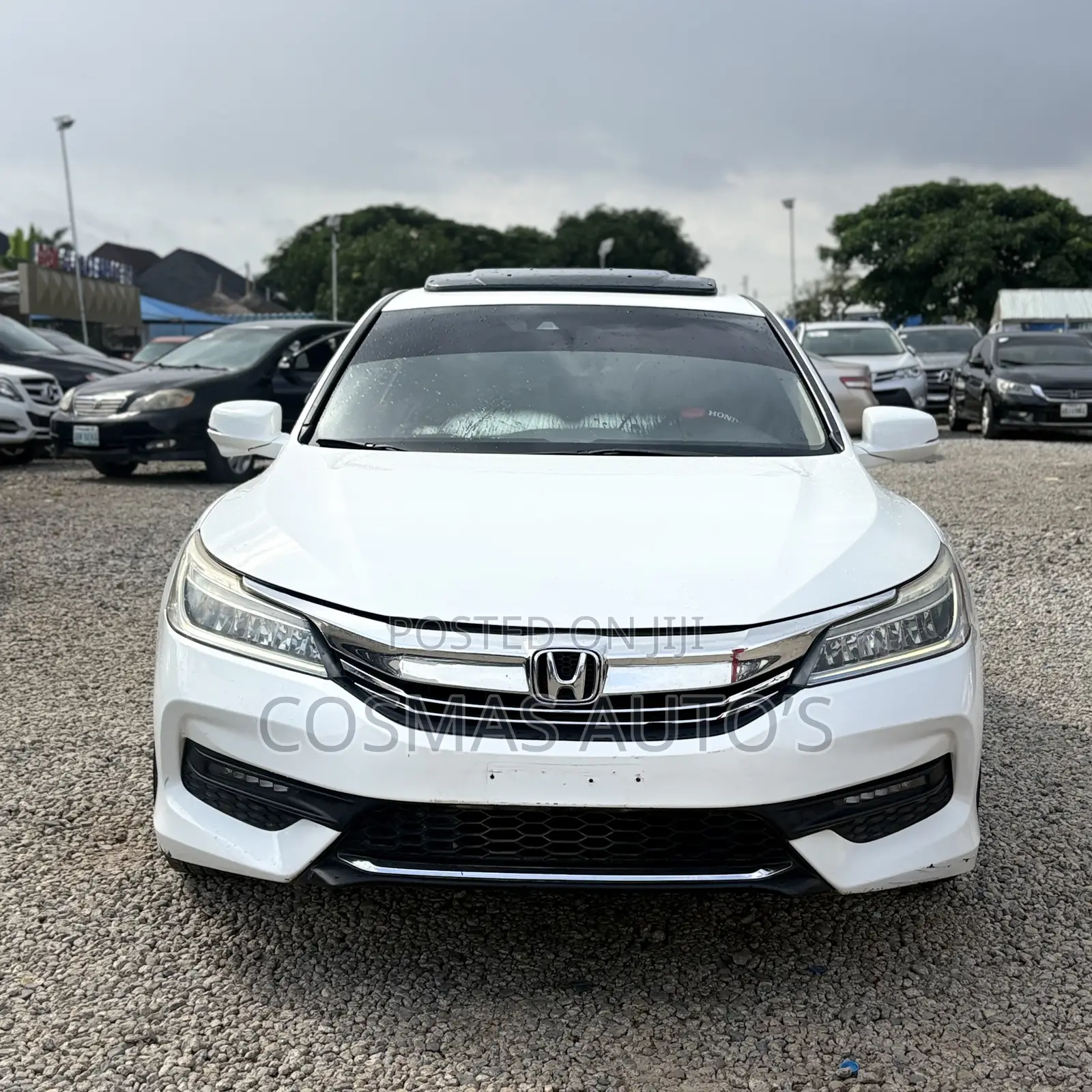 Honda Accord Touring V-6 4dr Sedan (3.5L 6cyl 6A) 2014 White
